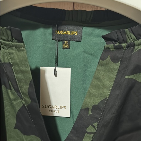 Sugarlips Green and Black Floral Midi Dress - Picture 9 of 9